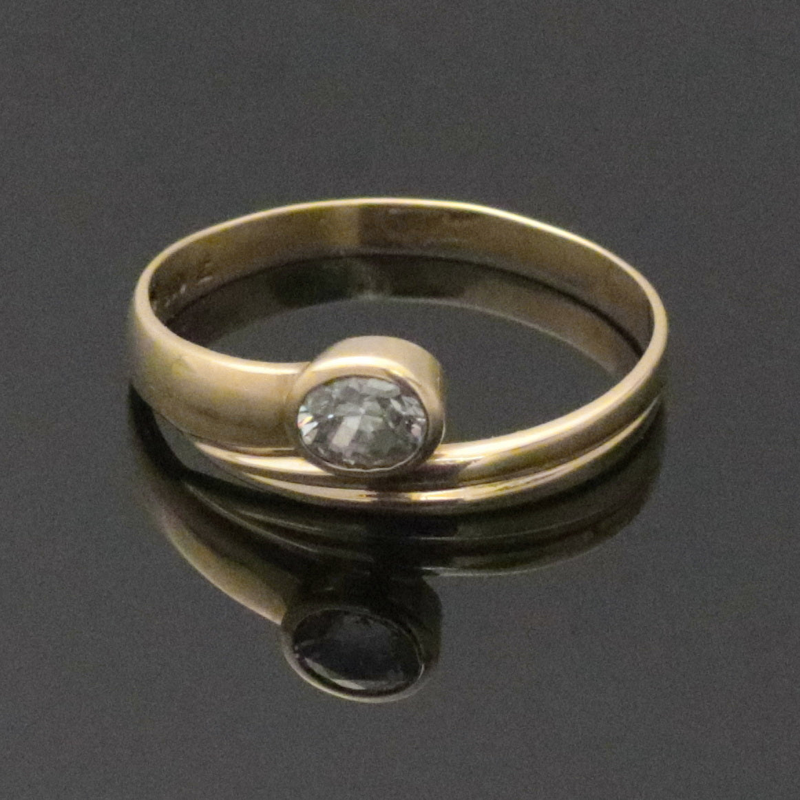 8k Gelbgold Ring 1x weißer Stein Gr. 59